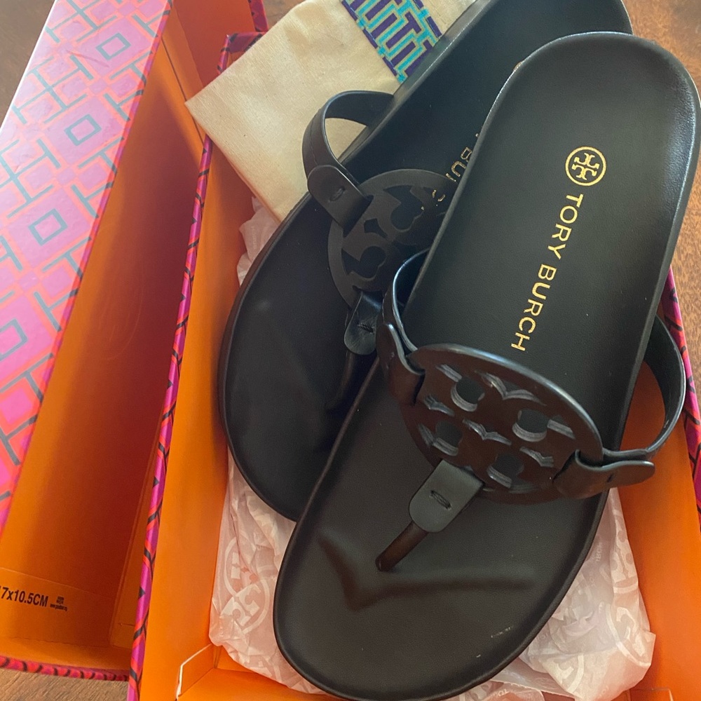 Tory Burch Miller Cloud Perfect Back. Never worn. New in box.